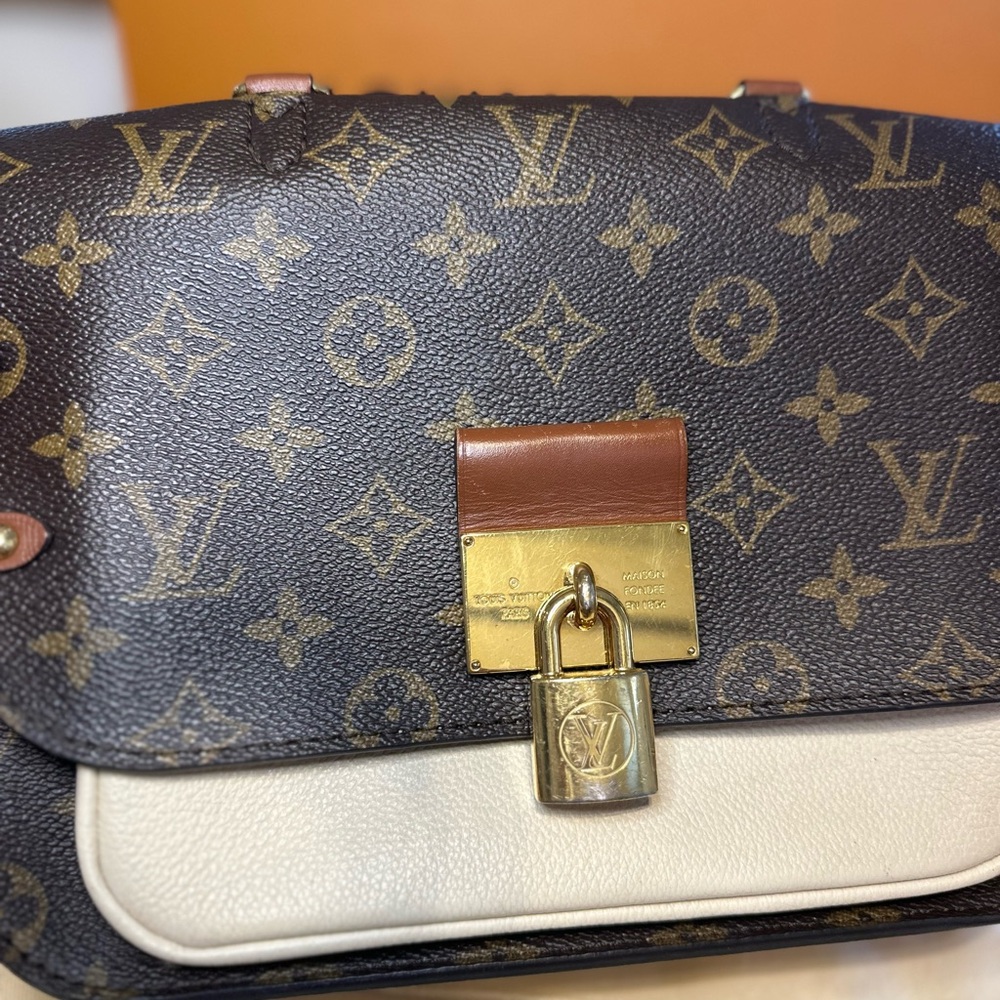 Louis Vuitton Monogram Vaugirard in Creme - Picture 9 of 16